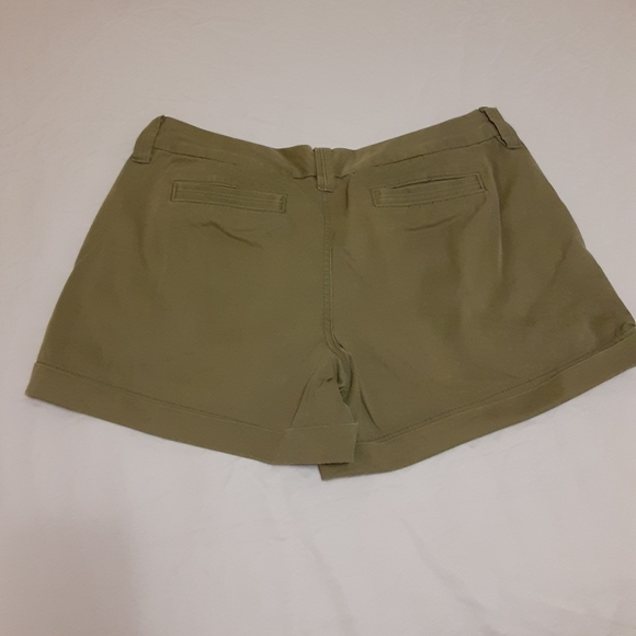 Banana Republic shorts - Picture 7 of 9